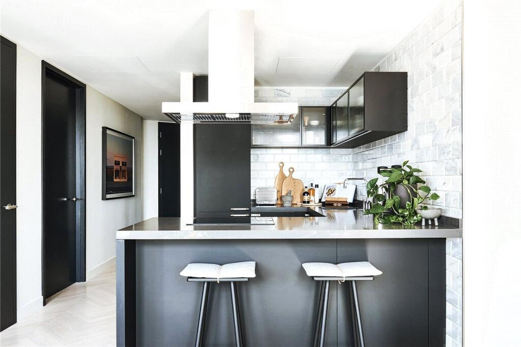 Apartment in London - View 3