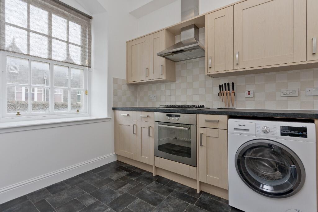 Apartment in Aberdeen - View 5