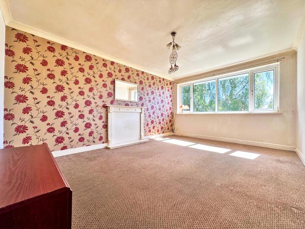 Tudor Court, TIPTON, DY4 8UU photo 3