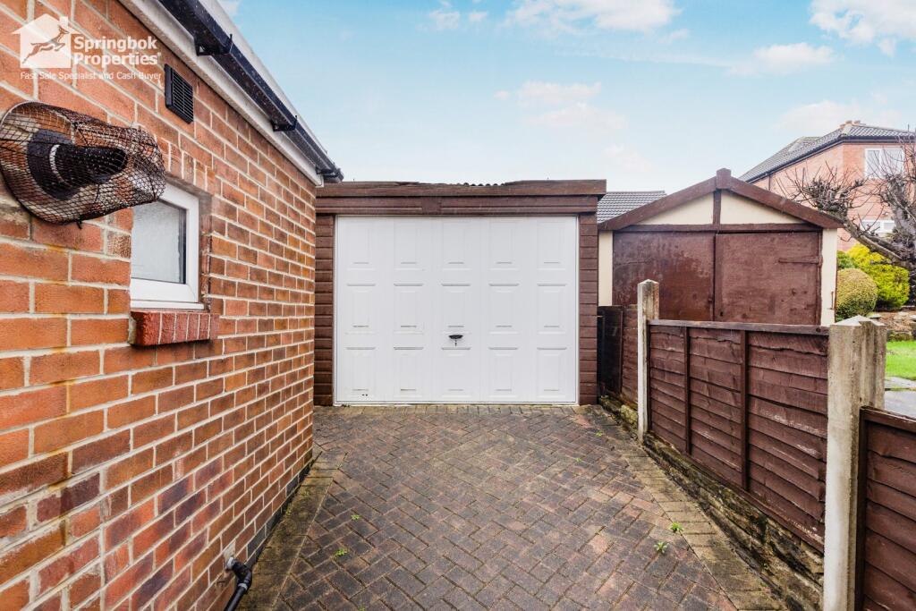 Additional image 19 of Mazebrook Crescent, Gomersal, Cleckheaton, West Yorkshire