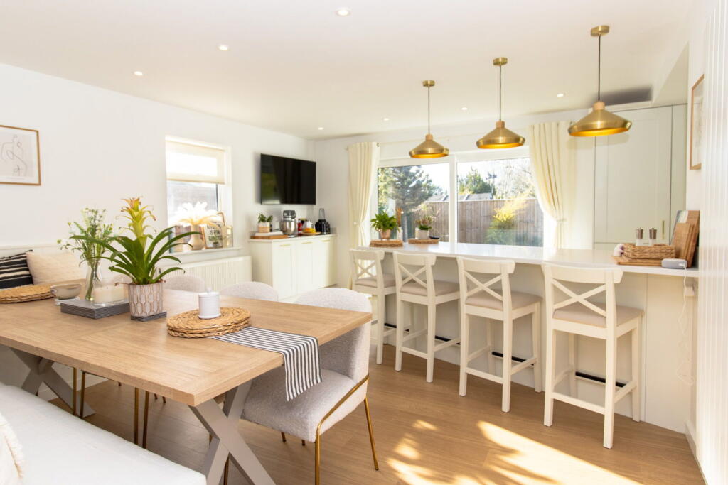 Hasted Drive, Alresford photo 2