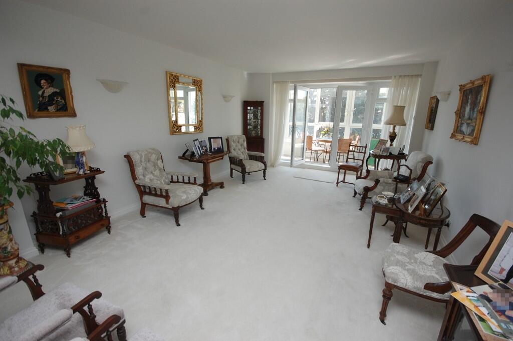 Apartment in Bournemouth - View 2