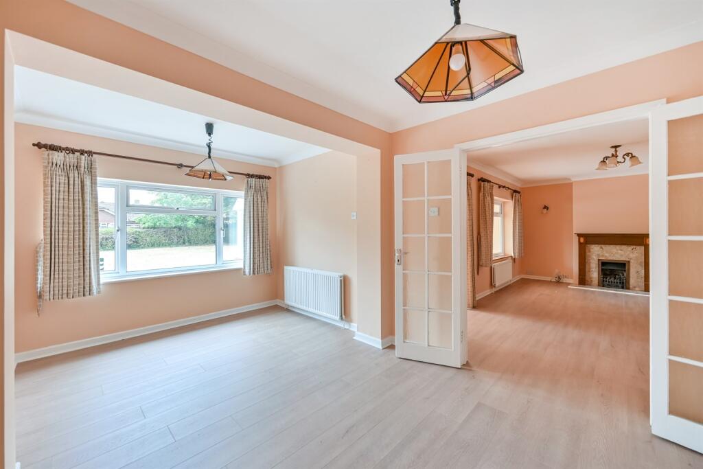 House in Reading, Tilehurst - View 4