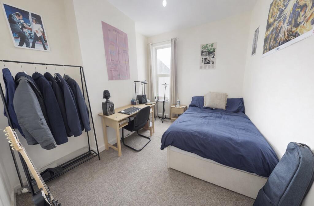 Main image of property: Brading Road, Brighton, BN2