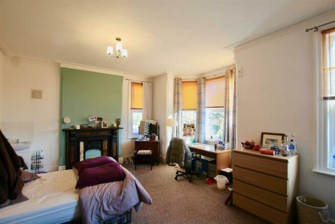 Main image of property: Woodborough Road, Nottingham, Nottinghamshire, NG3