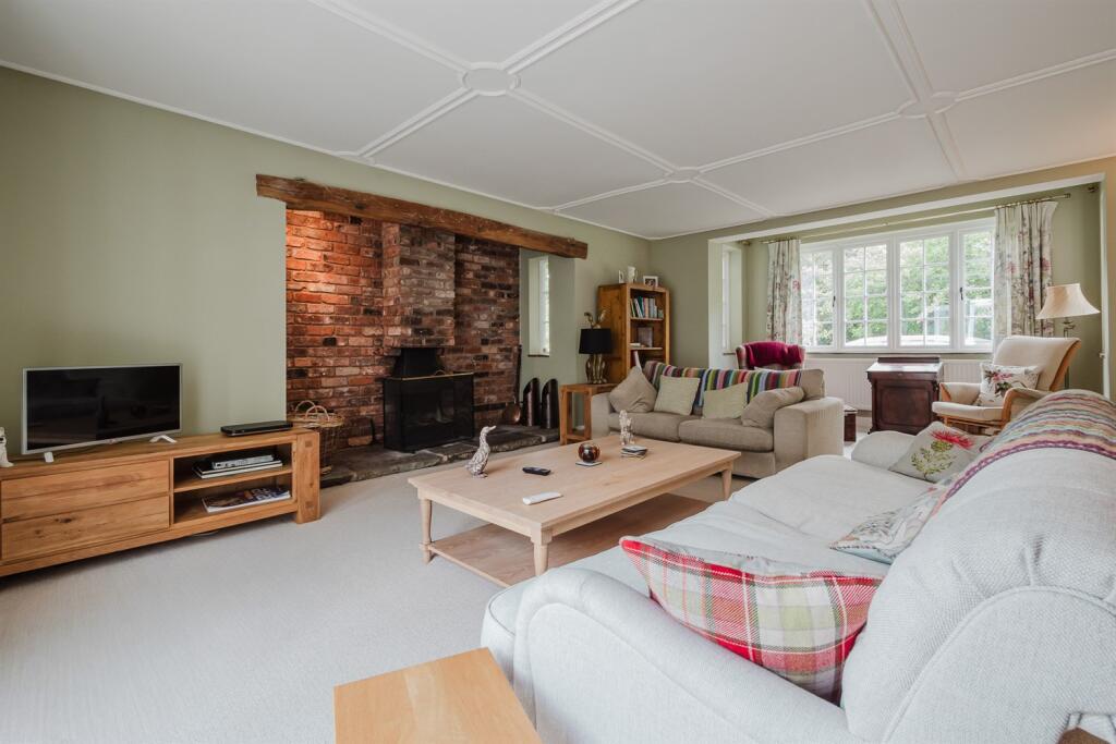House in Over Peover, Peover Heath, Peover Superior and Snelson - View 4