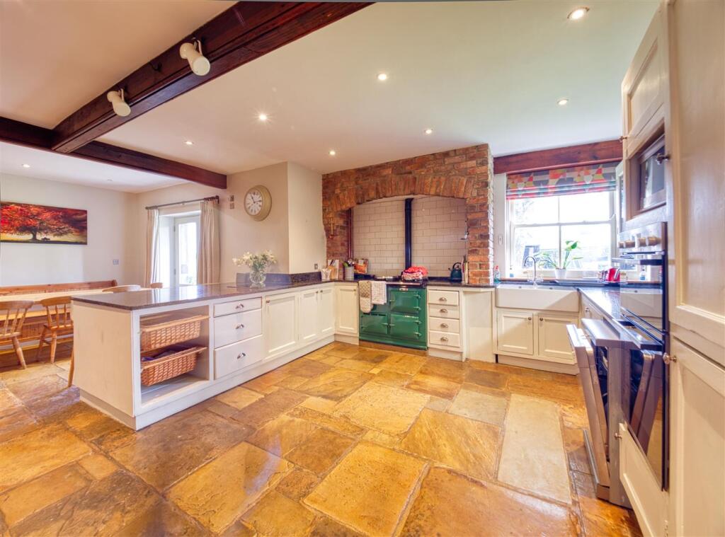 House in Stockport - View 3