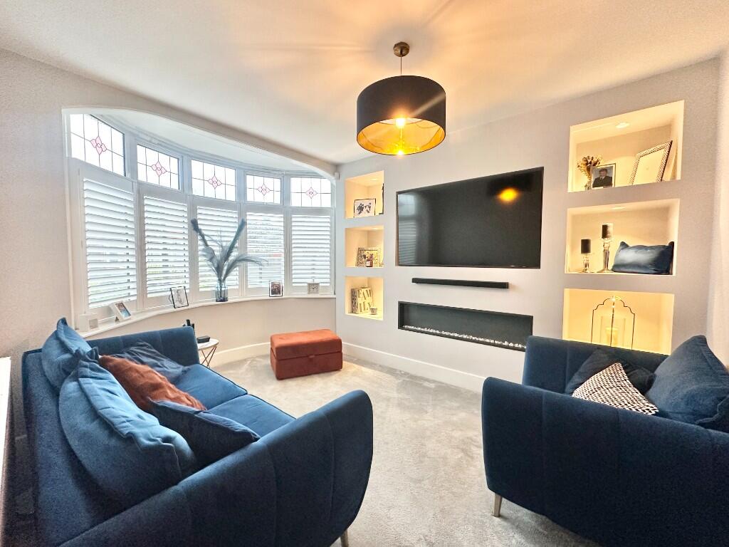 Chestnut Drive, Sale, Greater Manchester, M33 photo 2