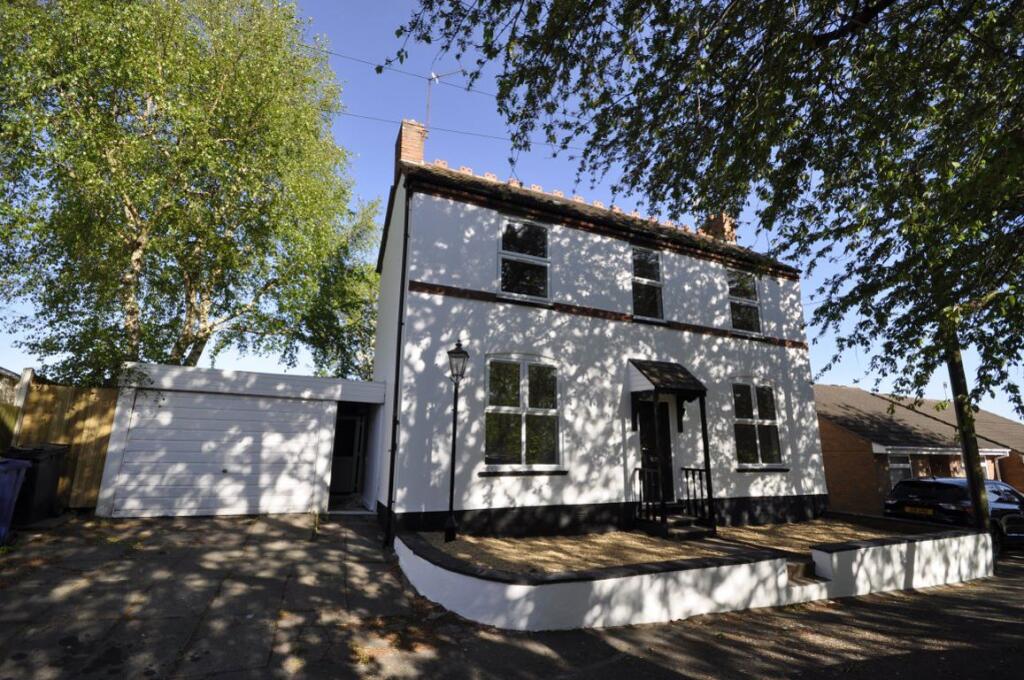 Main image of property: CHURCH ROAD, LYE