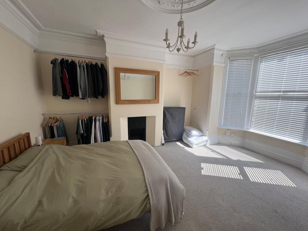 Apartment in Portsmouth, Milton - More