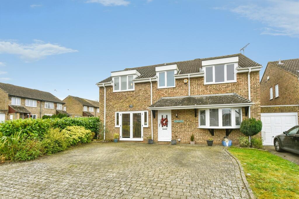 Main image of property: Sevenfields, Highworth, SWINDON