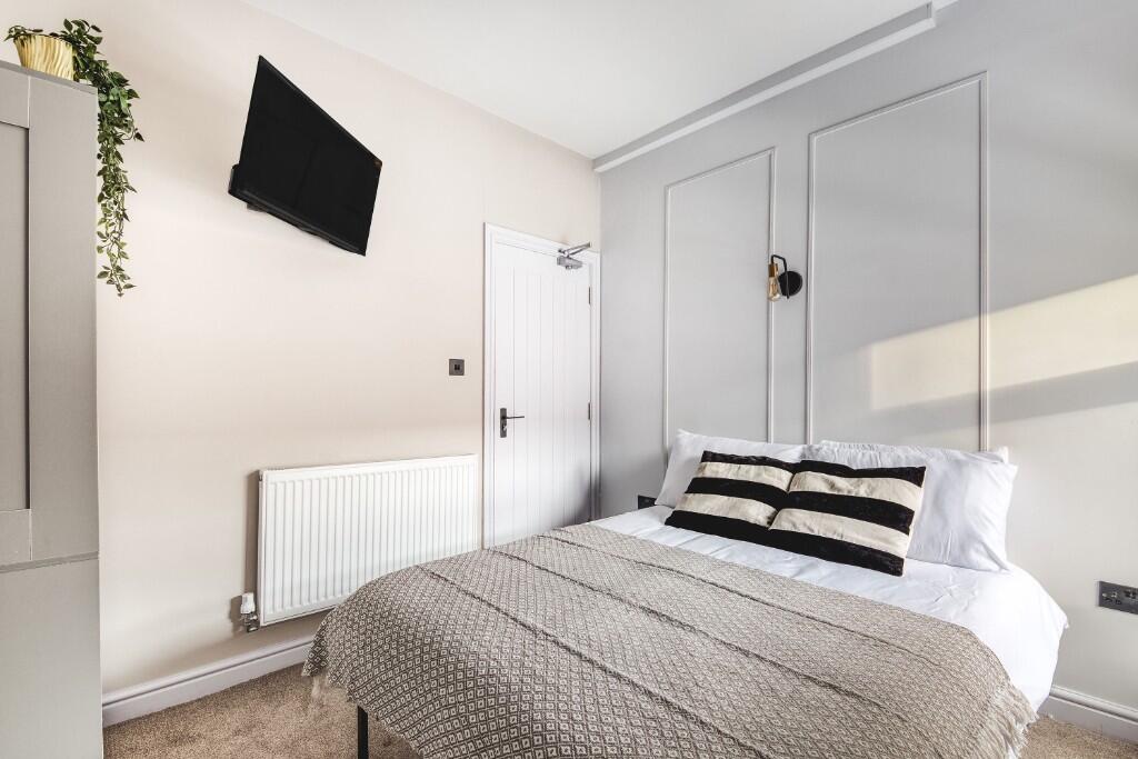 Main image of property: Room 3, Eton Street, DE24