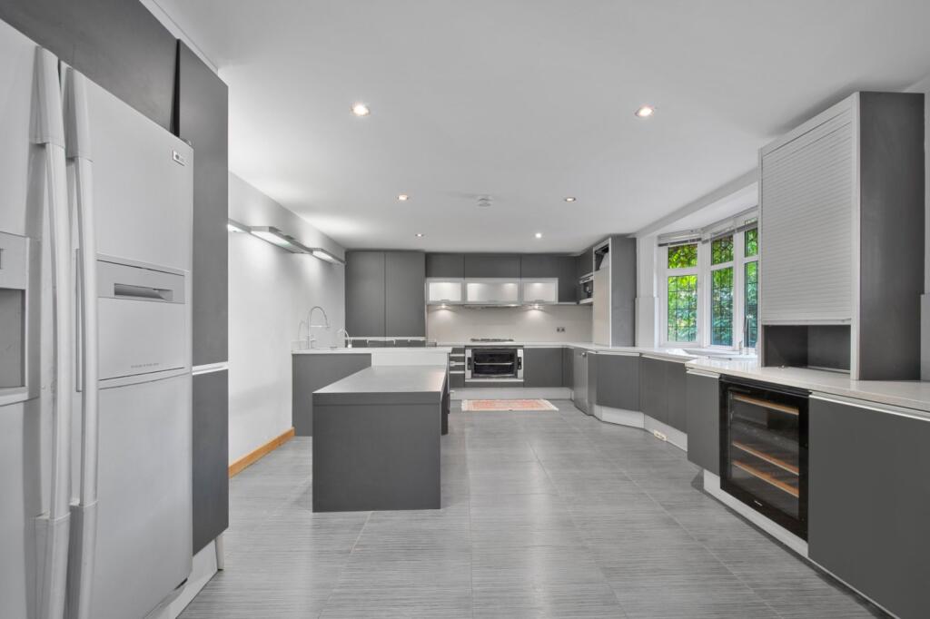 Main image of property: Gordon Avenue,
East Sheen, SW14