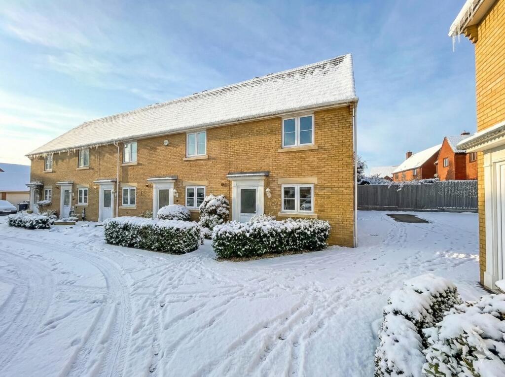 Main image of property: Maple Way, Dunmow, Essex, CM6