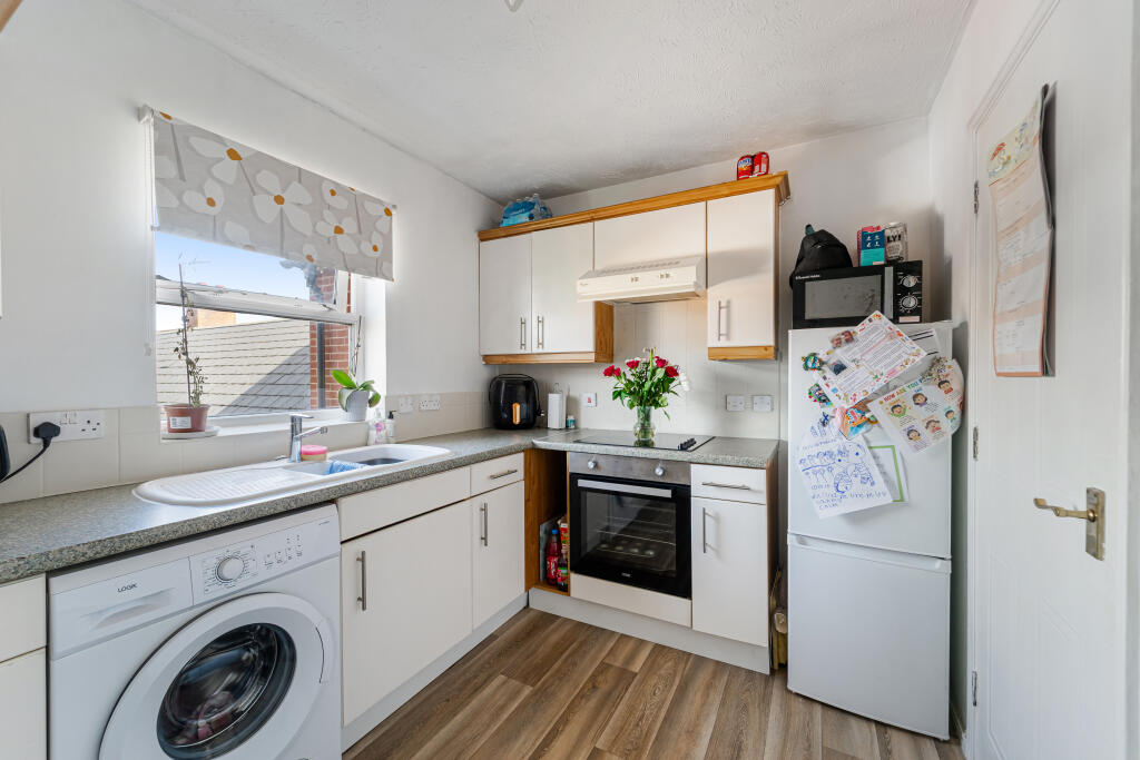 Apartment in Bristol - View 3