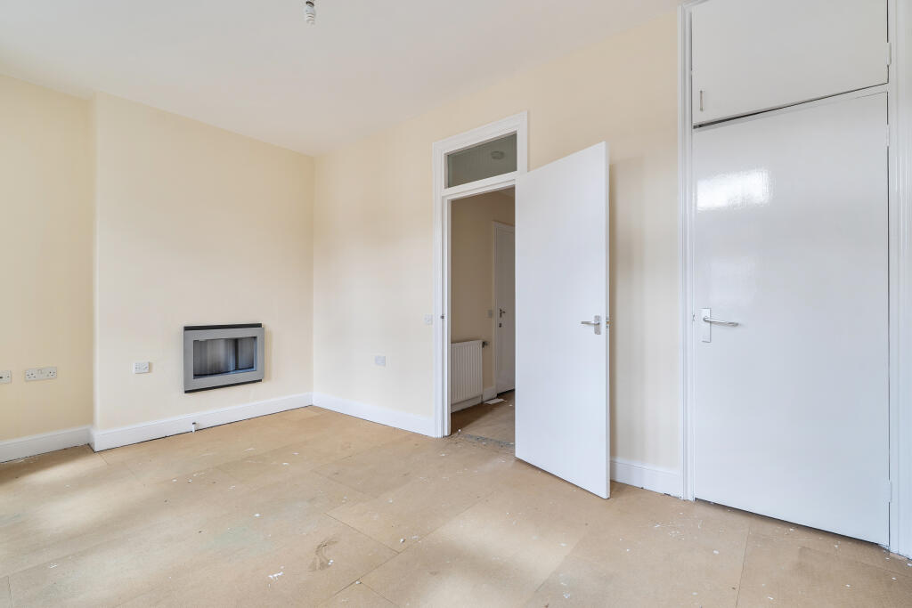 Apartment in London, Ferme Park, Hornsey - View 4