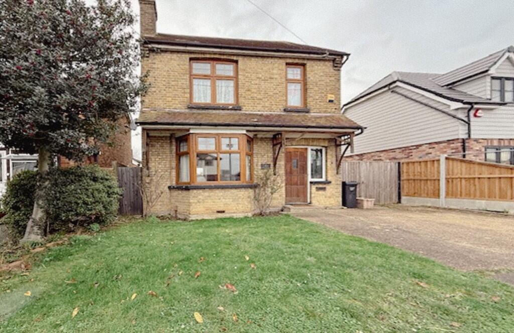 Main image of property: Hereward Gardens, Wickford, Essex, SS11