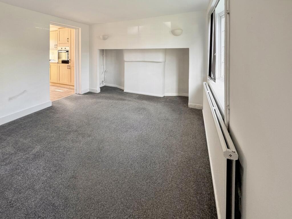 Chalet Hill, Bordon, Hampshire, GU35 photo 4