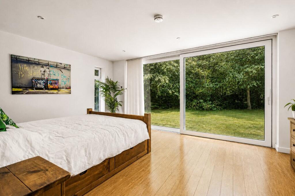 House in Guildford, Elm Corner, Ockham - View 4
