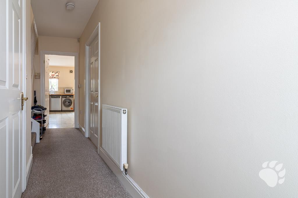 House in Basildon, Wickford - View 5