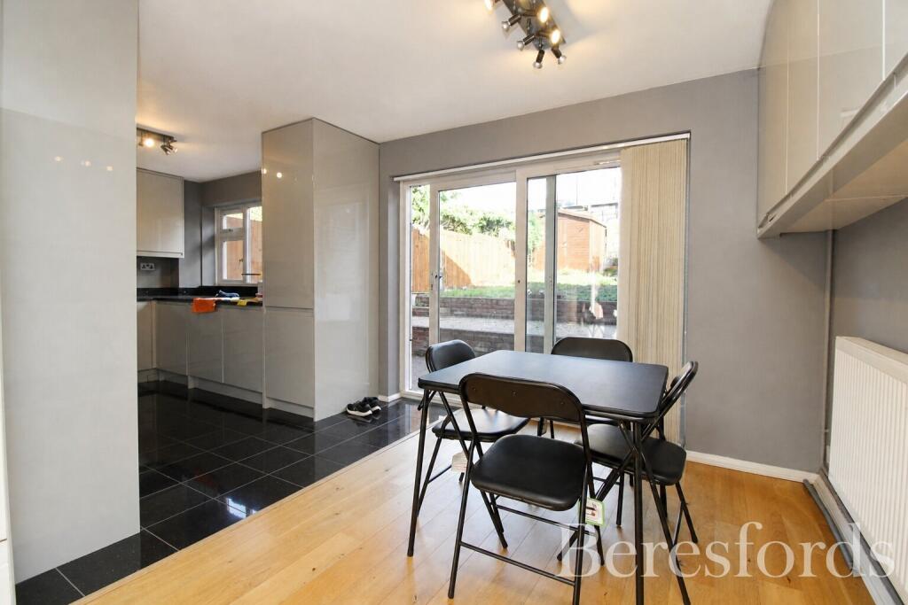 House in Chelmsford - More