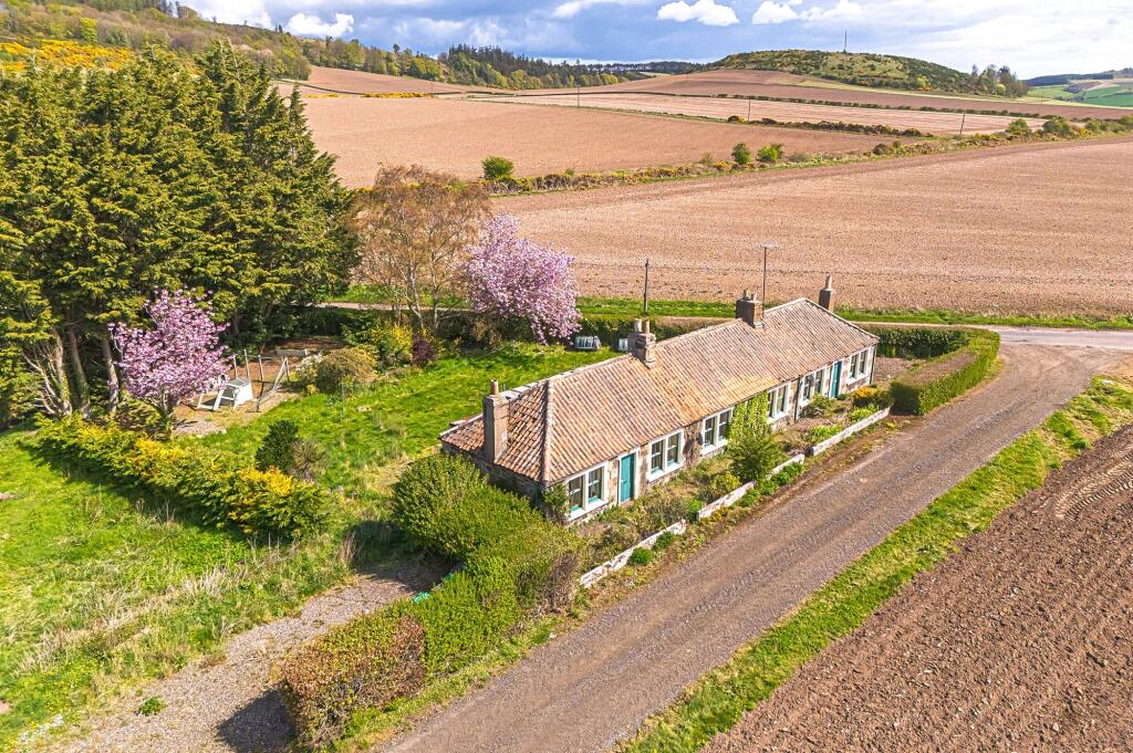 Main image of property: 1 & 2 Ballindean Farm Cottages, Cupar, Fife