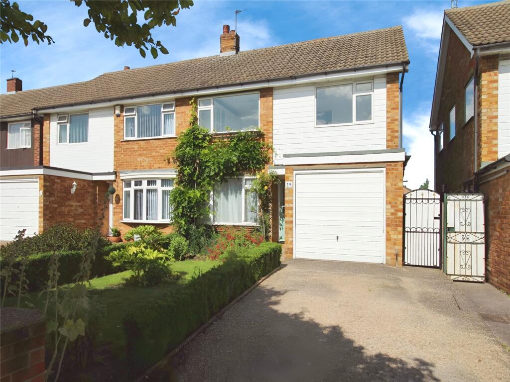 Main image of property: Tiverton Road, Bedford, MK40