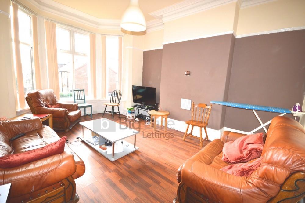 Chestnut Avenue, Prime Location, Hyde Park – pohled 2