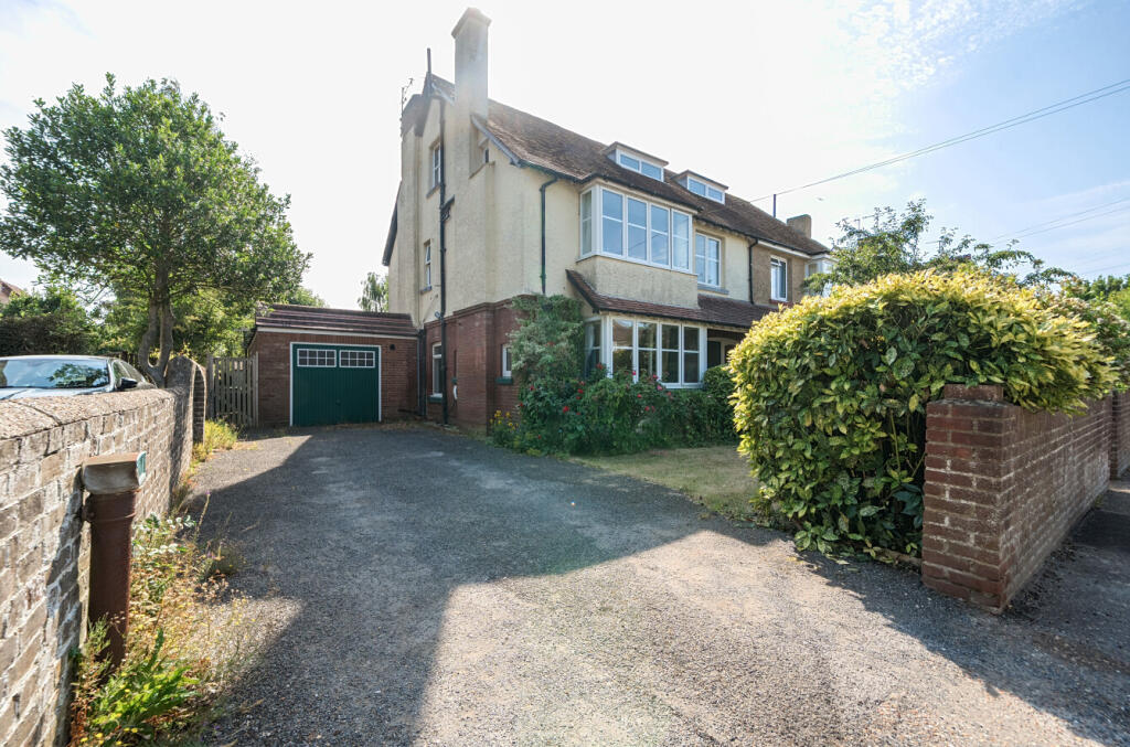 Main image of property: Grove Road, Broadwater, Worthing, West Sussex, BN14