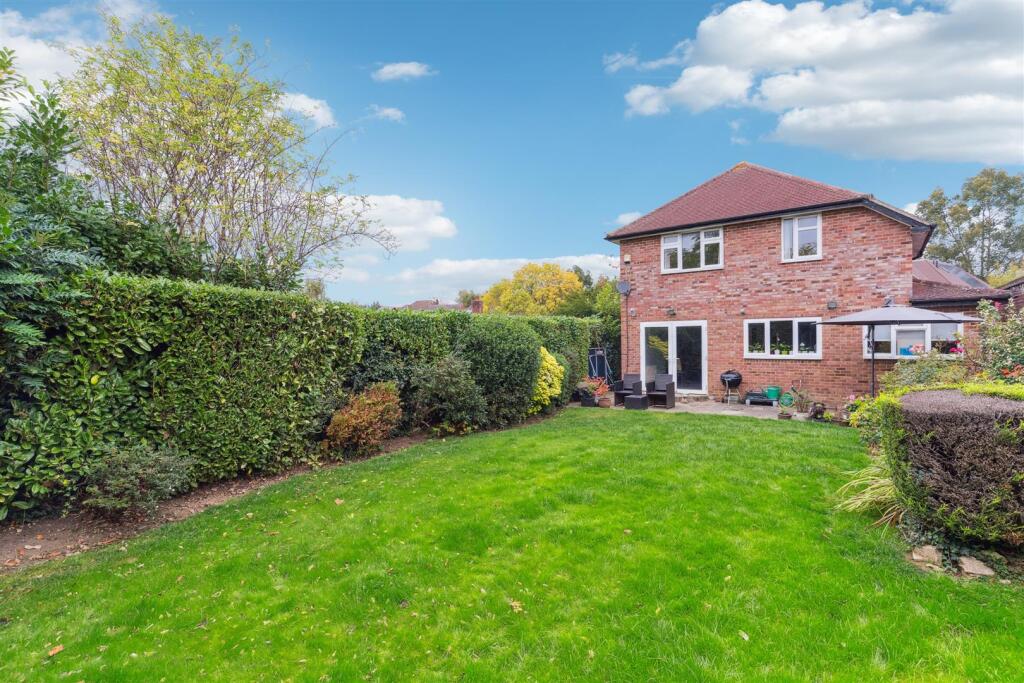 Newberries Avenue, Radlett photo 5