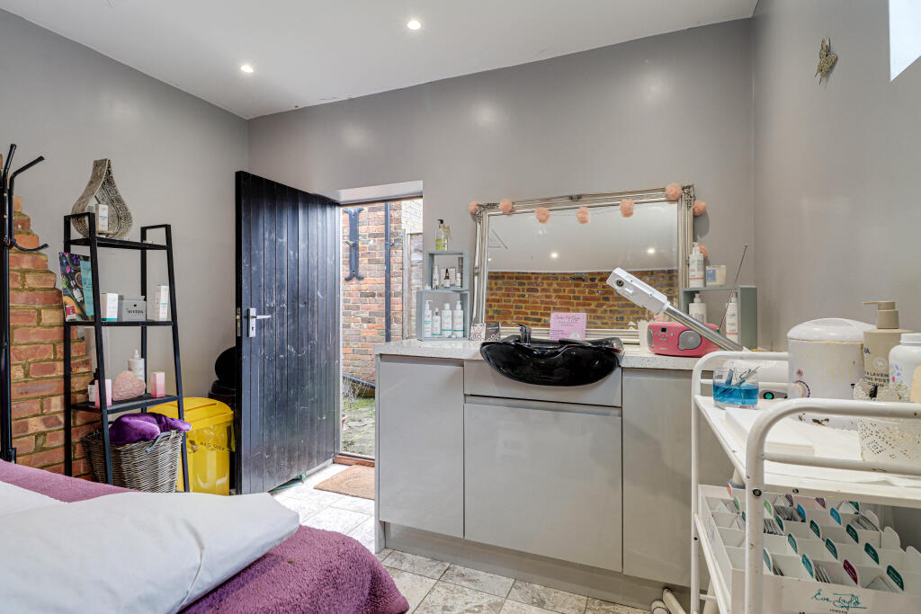 Additional image 7 of High Street, Redbourn, St. Albans, AL3