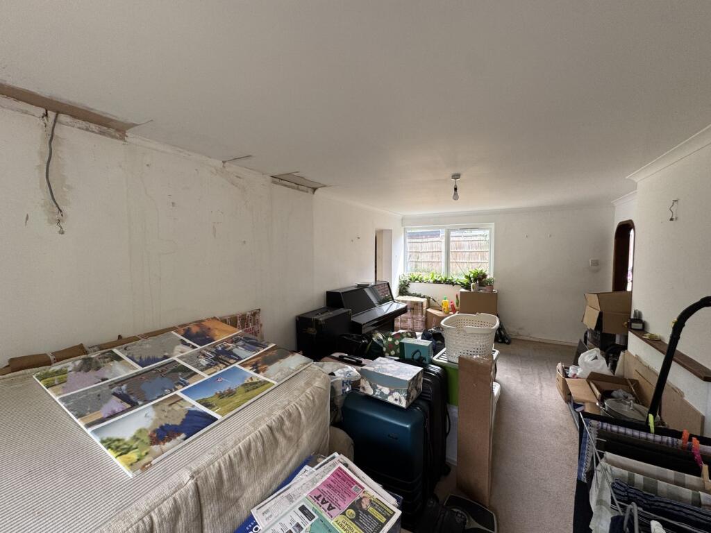 House in London, Perry Hall, Crofton - View 2