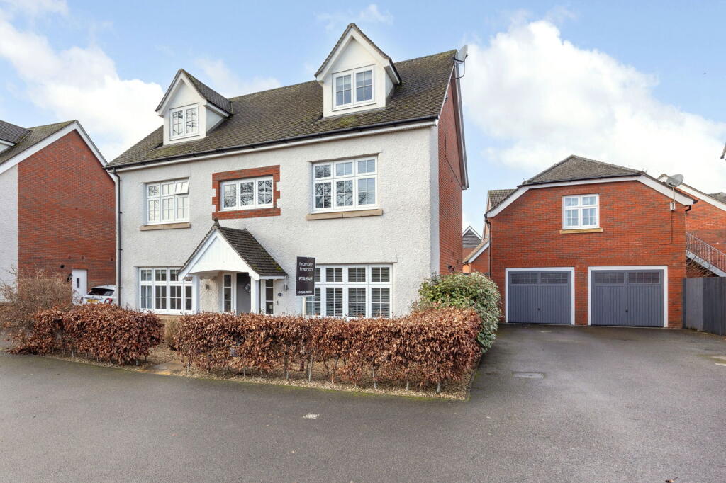 Main image of property: Wood Leaze, Devizes, SN10 2FW