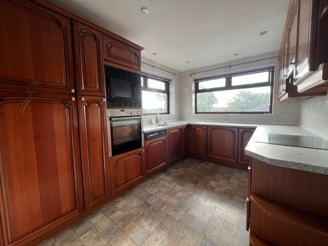 House in Preston - View 4