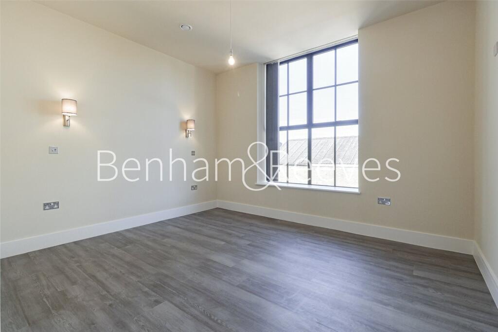 Apartment in London, Hanwell - More