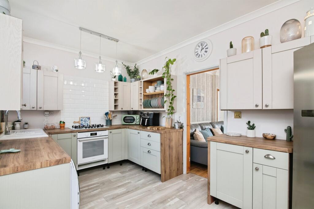 Additional image 5 of Whitehall Road, West Bromwich