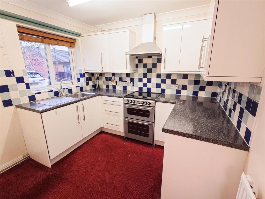 Tynedale Court, Kirk Sandall, Doncaster photo 3
