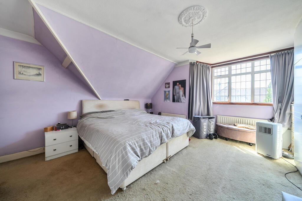 House in Harrow - View 5