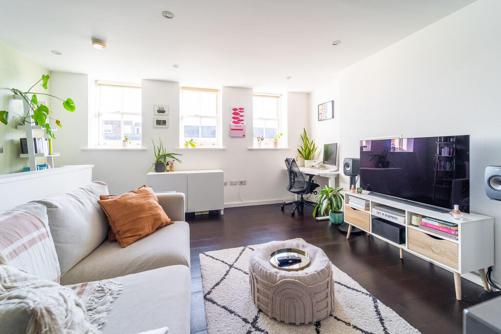 Apartment in London - View 2
