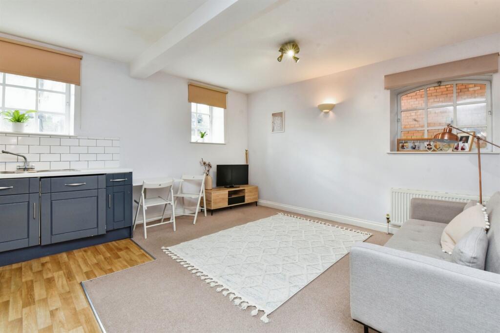 Additional image 4 of Gentle Street, Frome, BA11