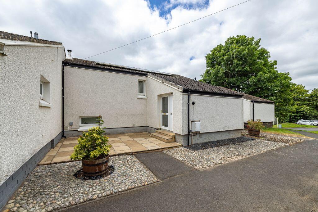 64 Hawthorn Road, Galashiels, TD1 2LQ photo 3