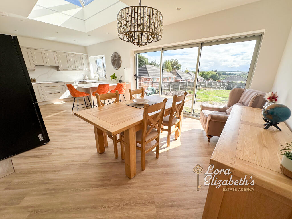 House in Nottingham - View 4
