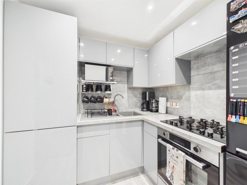 House in Paisley, Renfrewshire - View 4