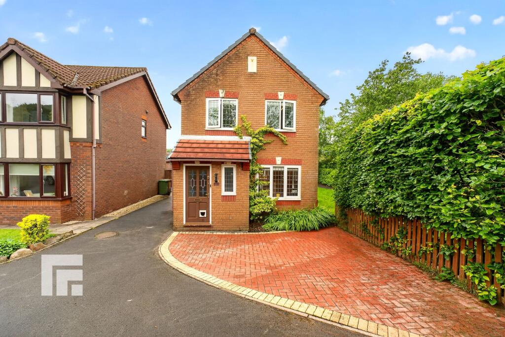 Main image of property: Clos Gwastir Caerphilly CF83 1TD