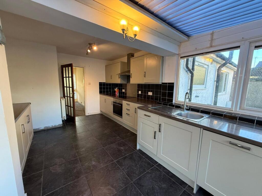 Ffordd Tan Y Bryn, Amlwch, Isle of Anglesey, LL68 photo 4