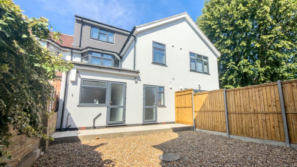 Main image of property: Green Drive, Southall