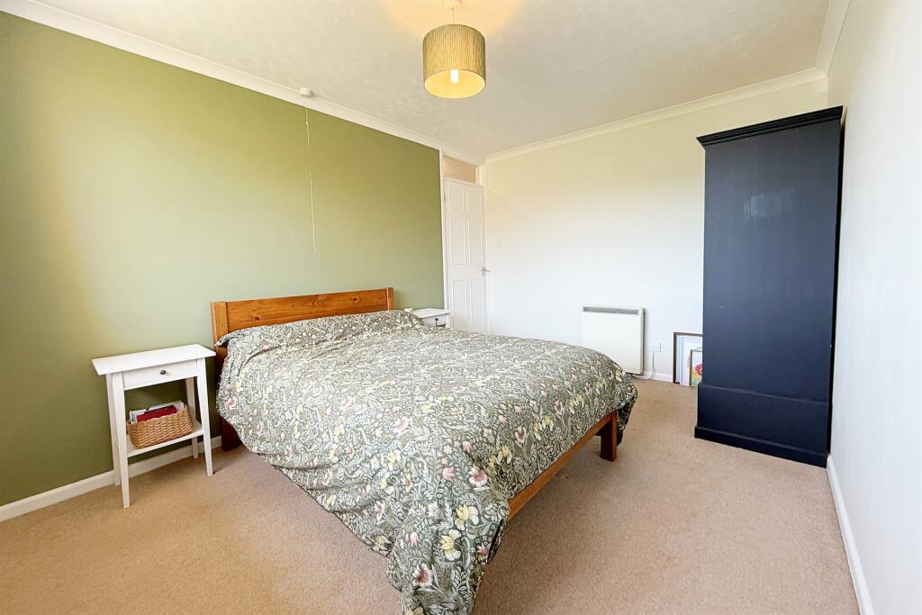 House in Bridport, Dorset - View 5