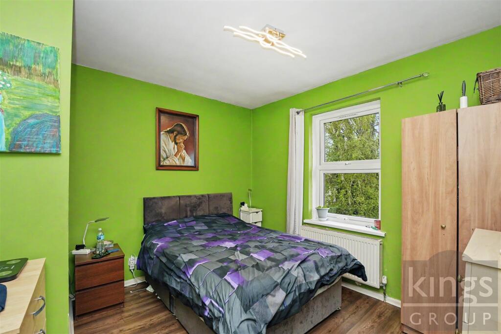 House in London - View 4