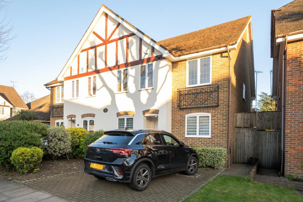 Main image of property: Spring Place, Windermere Avenue N3, N3