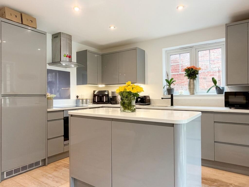 House in Southampton - View 5